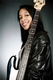 Ảnh diễn viên Yolanda Charles
